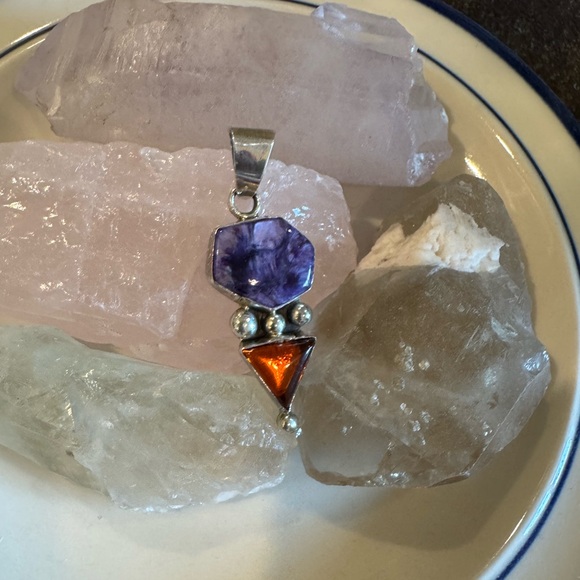 Vintage Navajo Artisan Thomas Francisco Sterling Silver Charoite Amber Pendant. - Picture 16 of 16